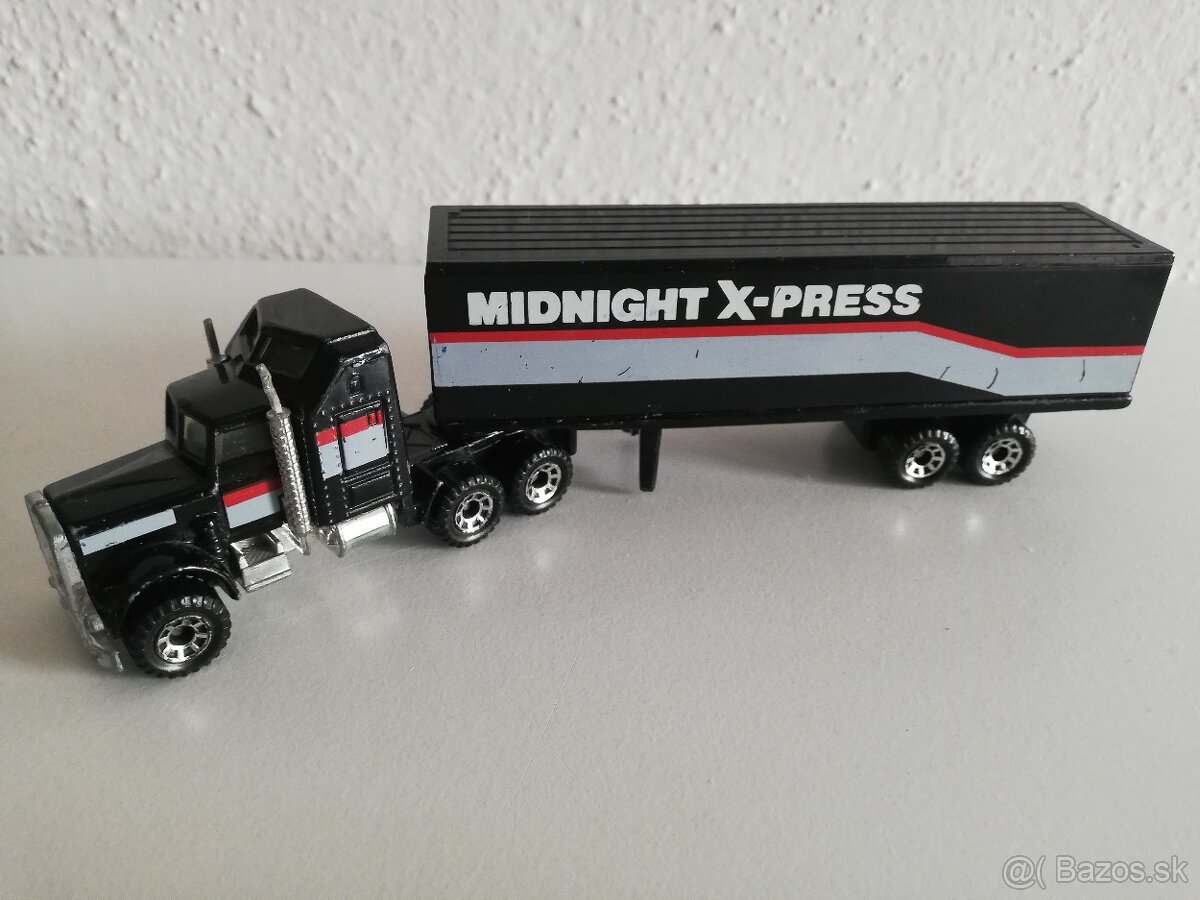 Matchbox Convoy CY-9, Midnight X-Press, Macau