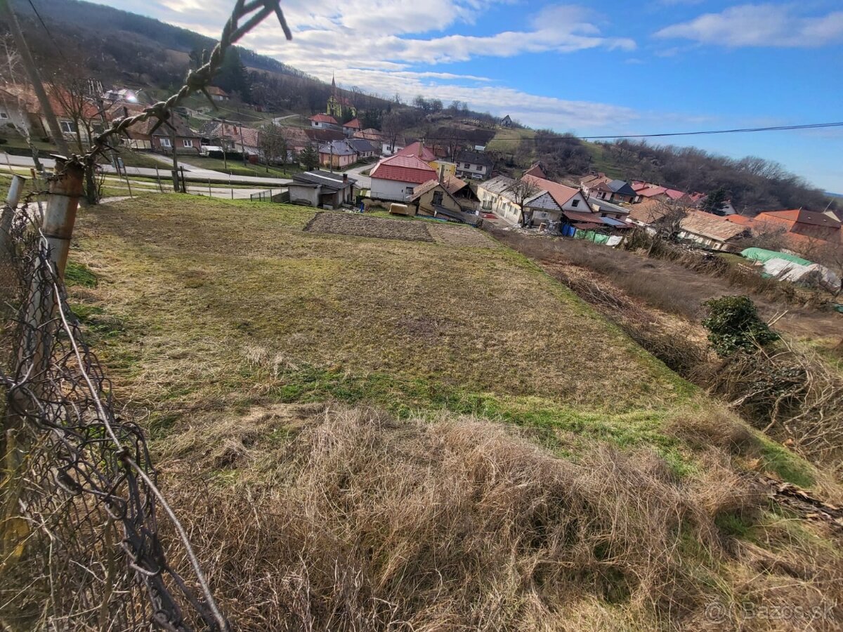 Bajtava – predaj pozemok s pivnicou 102/23