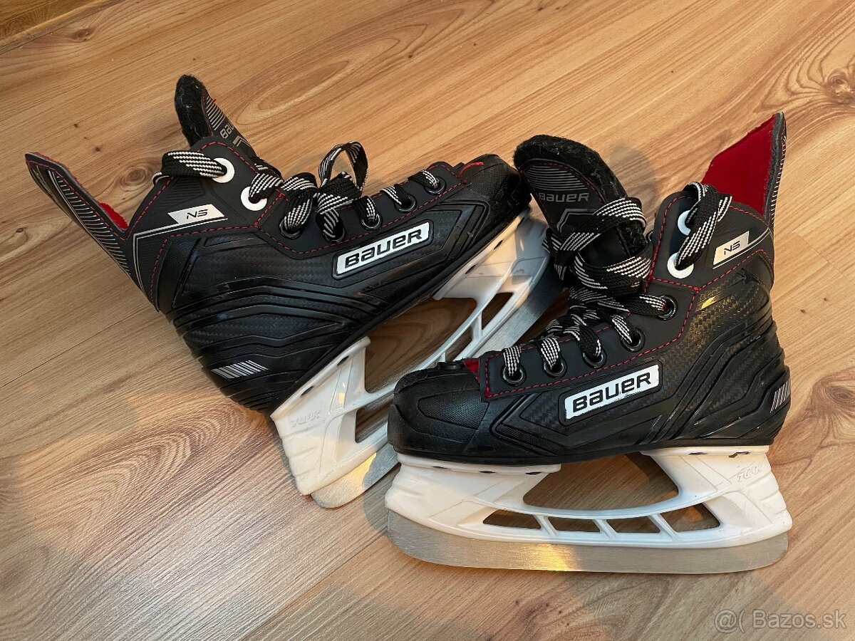 Bauer NS YTH 11