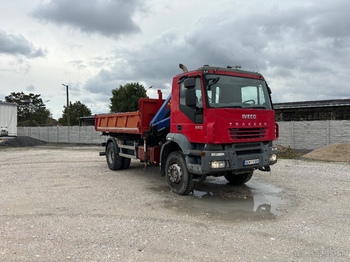 Iveco Trakker sklápač s hydraulickou rukou