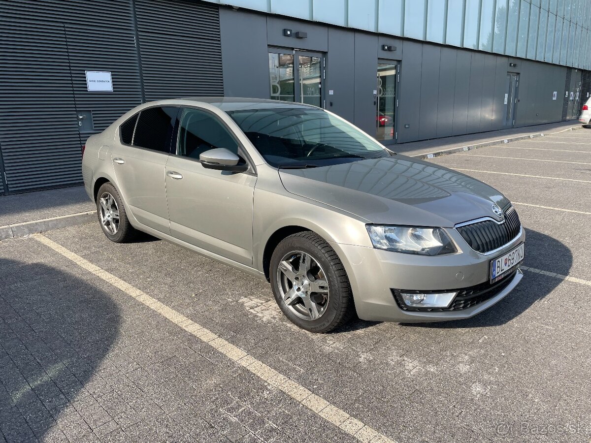 predám Škoda Octavia 3 1,6 TDI, Ambition M5 66kw