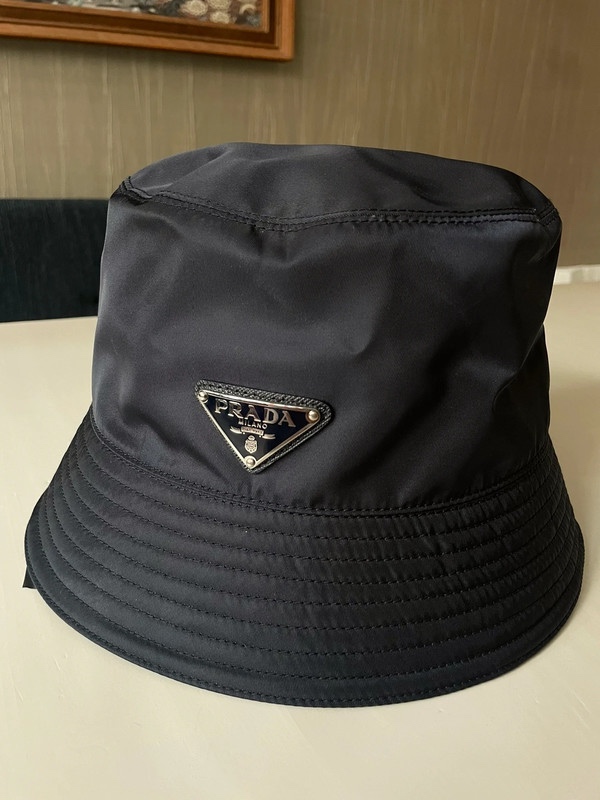 PRADA bucket hat black klobúk