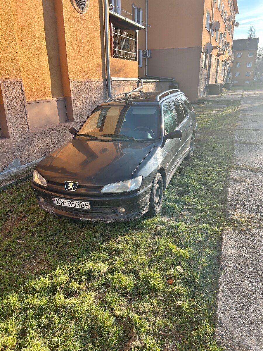 Peugeot 306