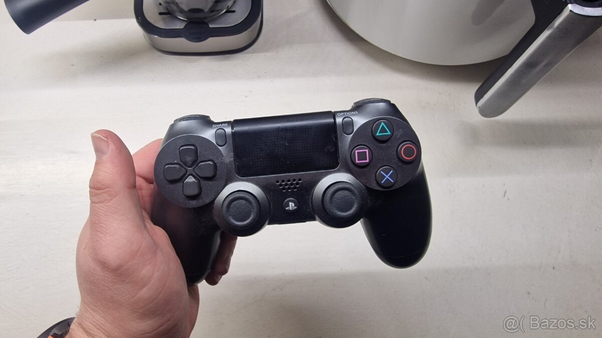 Joypad na PS4 / Joystick na playstation 4