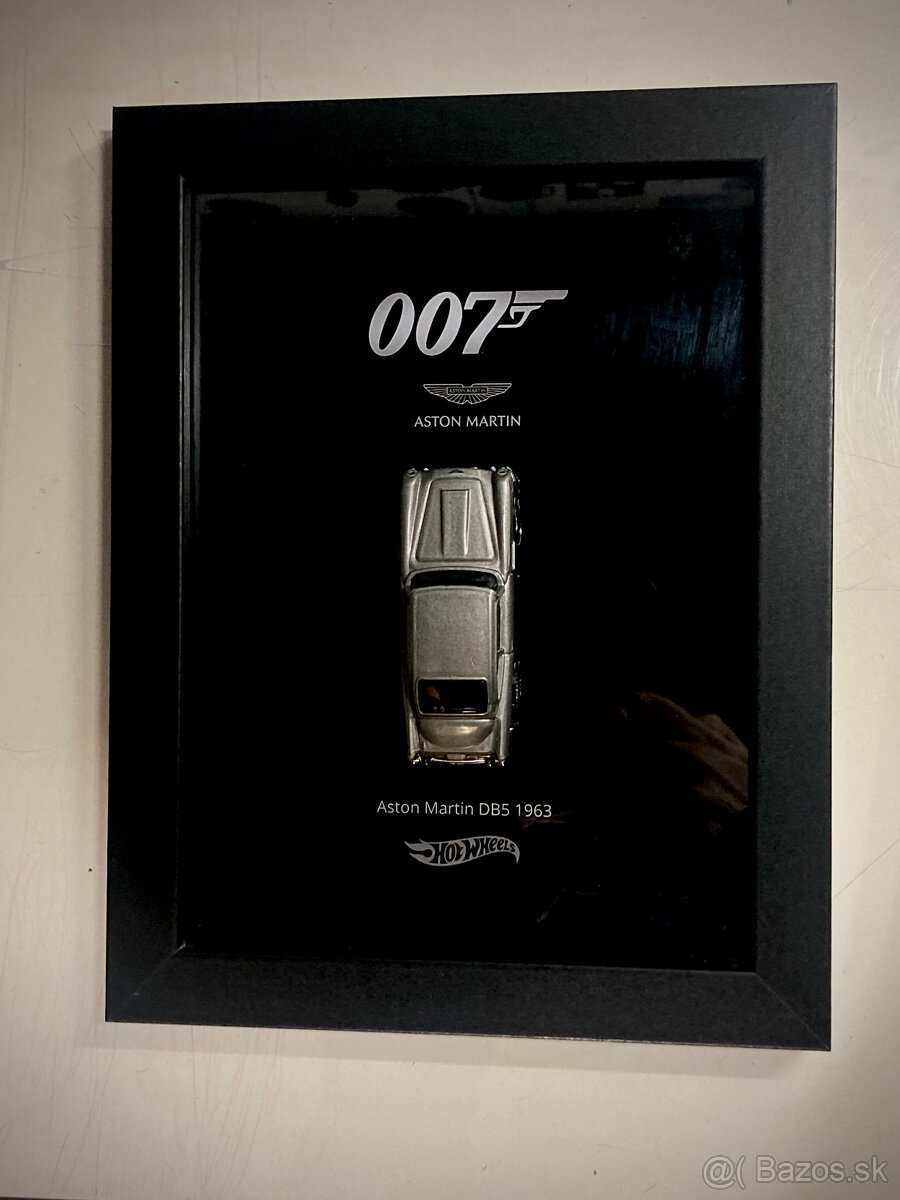 Obraz - auto - Aston Martin DB5 James Bond 007