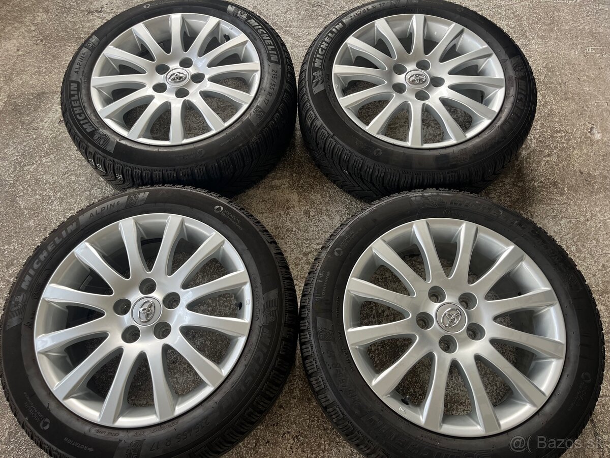 Toyota avensis zimna sada Michelin 215/55 R17