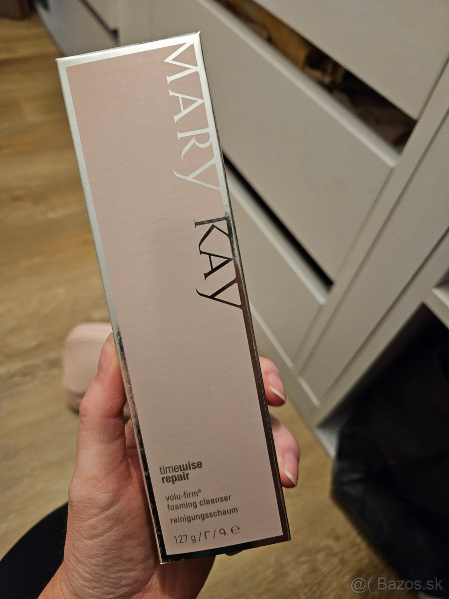 MaryKay Repair™ Volu-Firm™ Čistiaci penivý krém