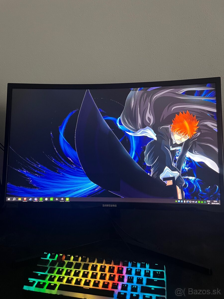 24" zakrivený herný monitor s obnovovacou frekvenciou 144 Hz