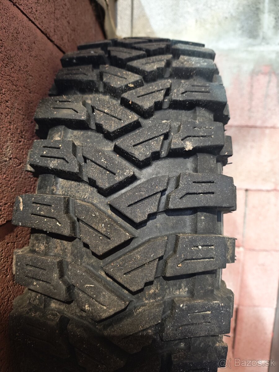 Offroad 255/85 R16