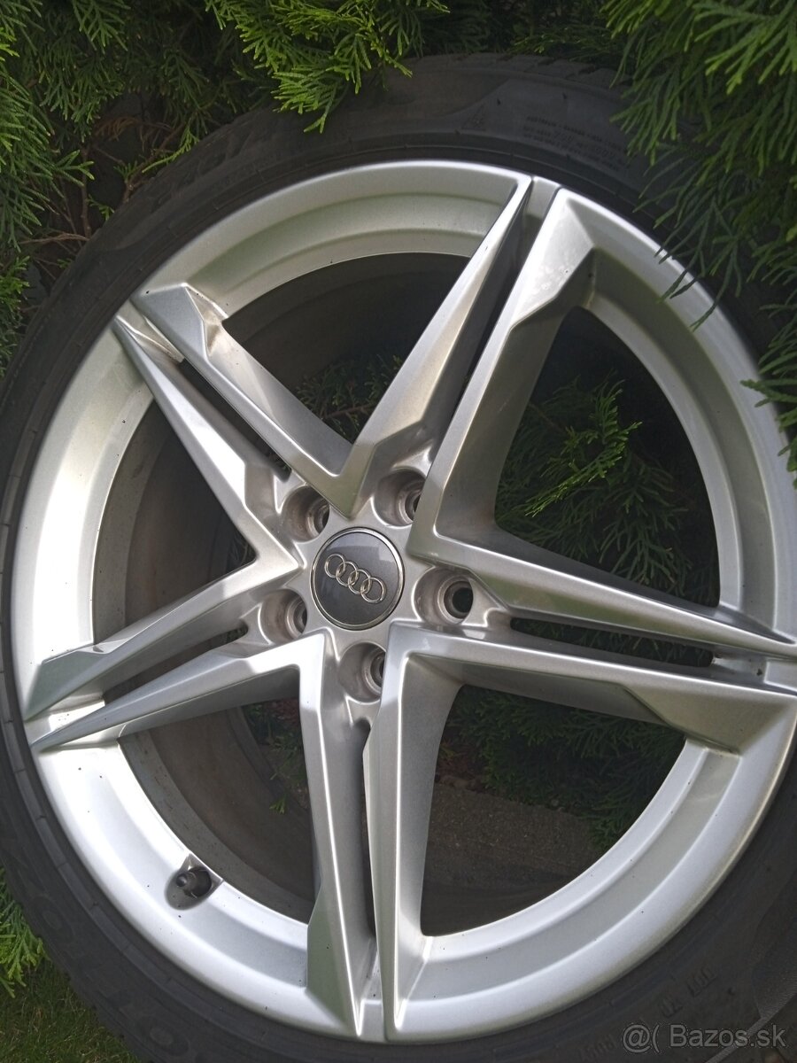 5x112 r18.  originál AUDI