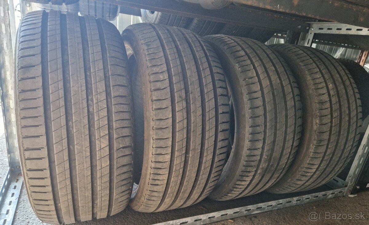 Sada letných pneu. MICHELIN LATITUDE Sport 3 275/40 R20 107Y