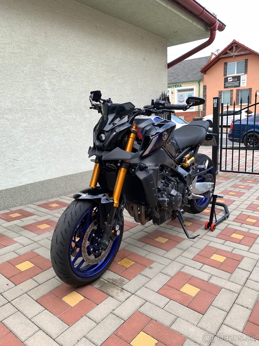 YAMAHA MT09 SP AKRAPOVIČ