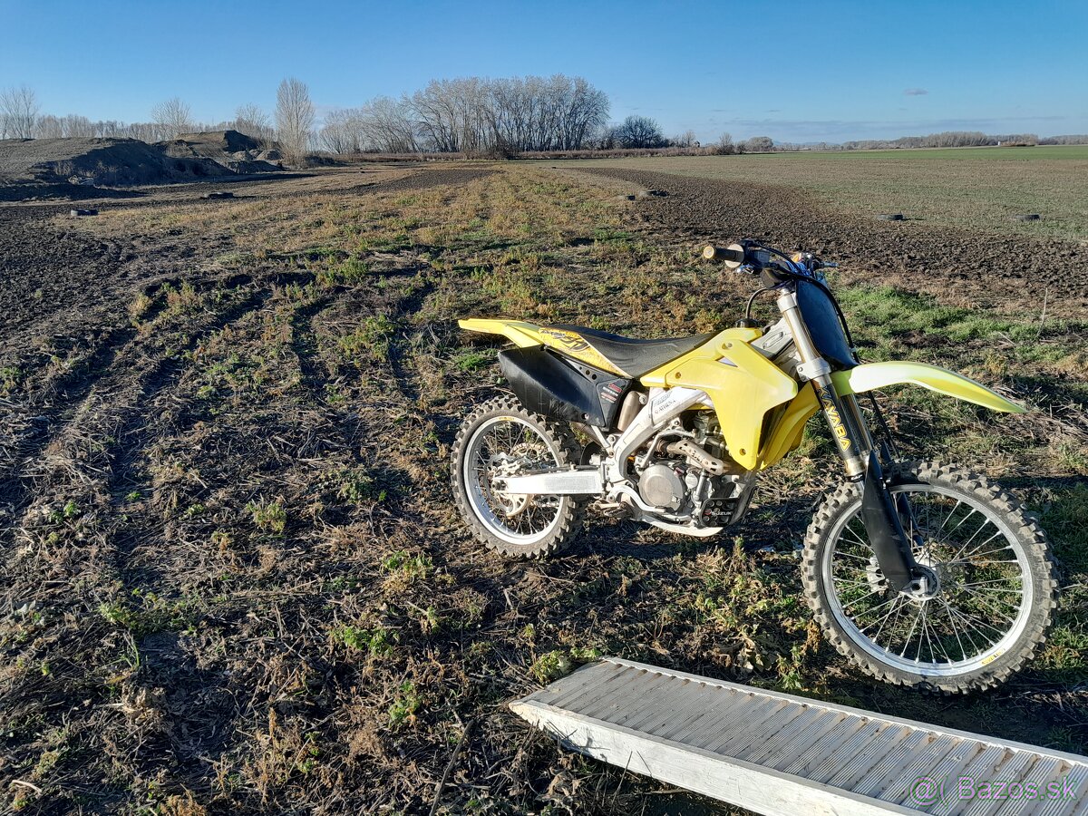 Suzuki rmz 450