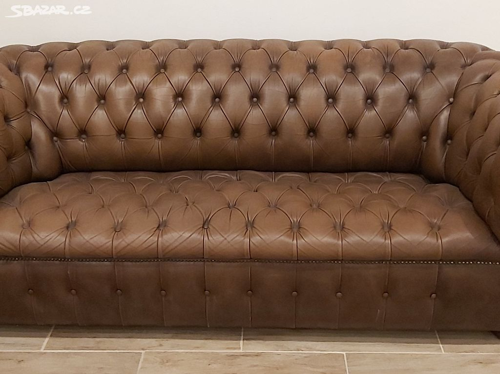 Chesterfield Kožená sedačka  Anglie vyroba.Kůže.