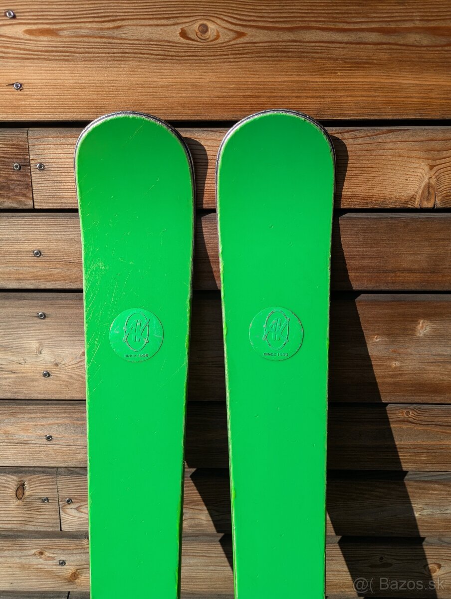 Prémiové švýcarské lyže AK GREEN POP, 180cm, 22/23