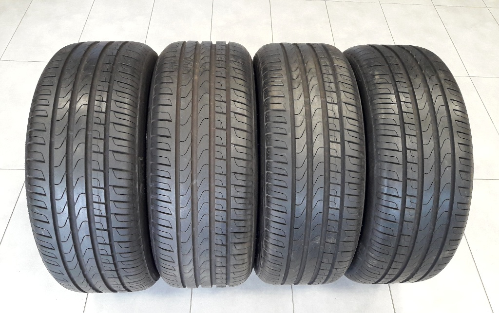 225/45R18 Pirelli