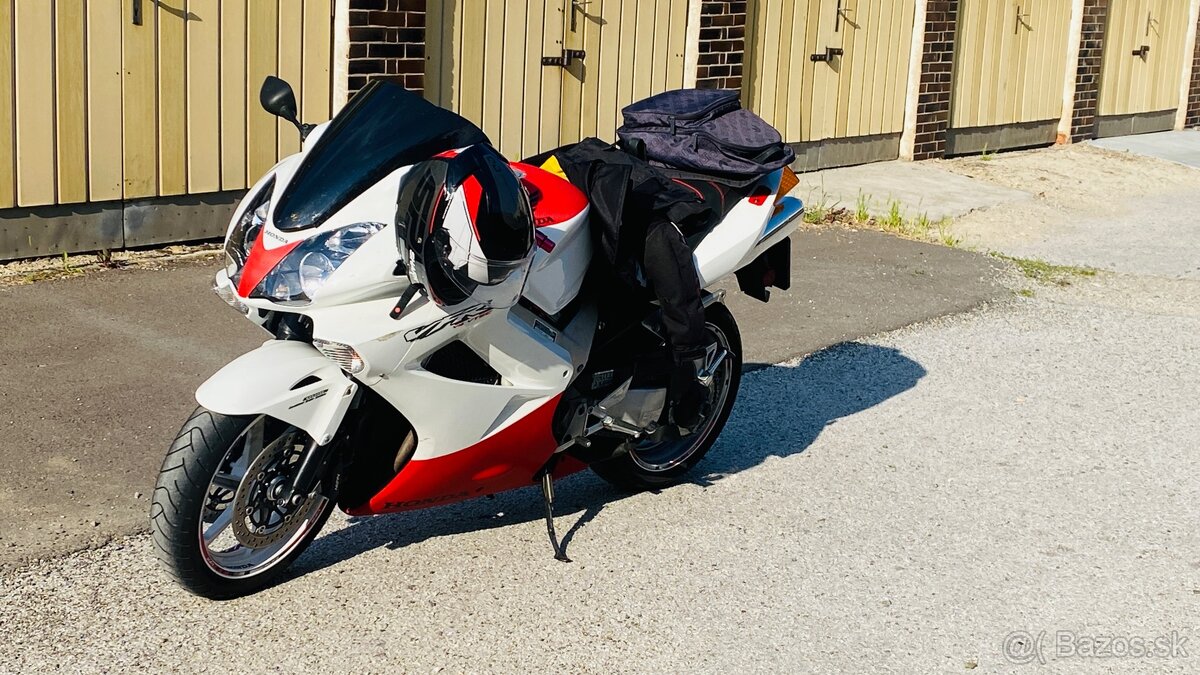 Honda VFR 800