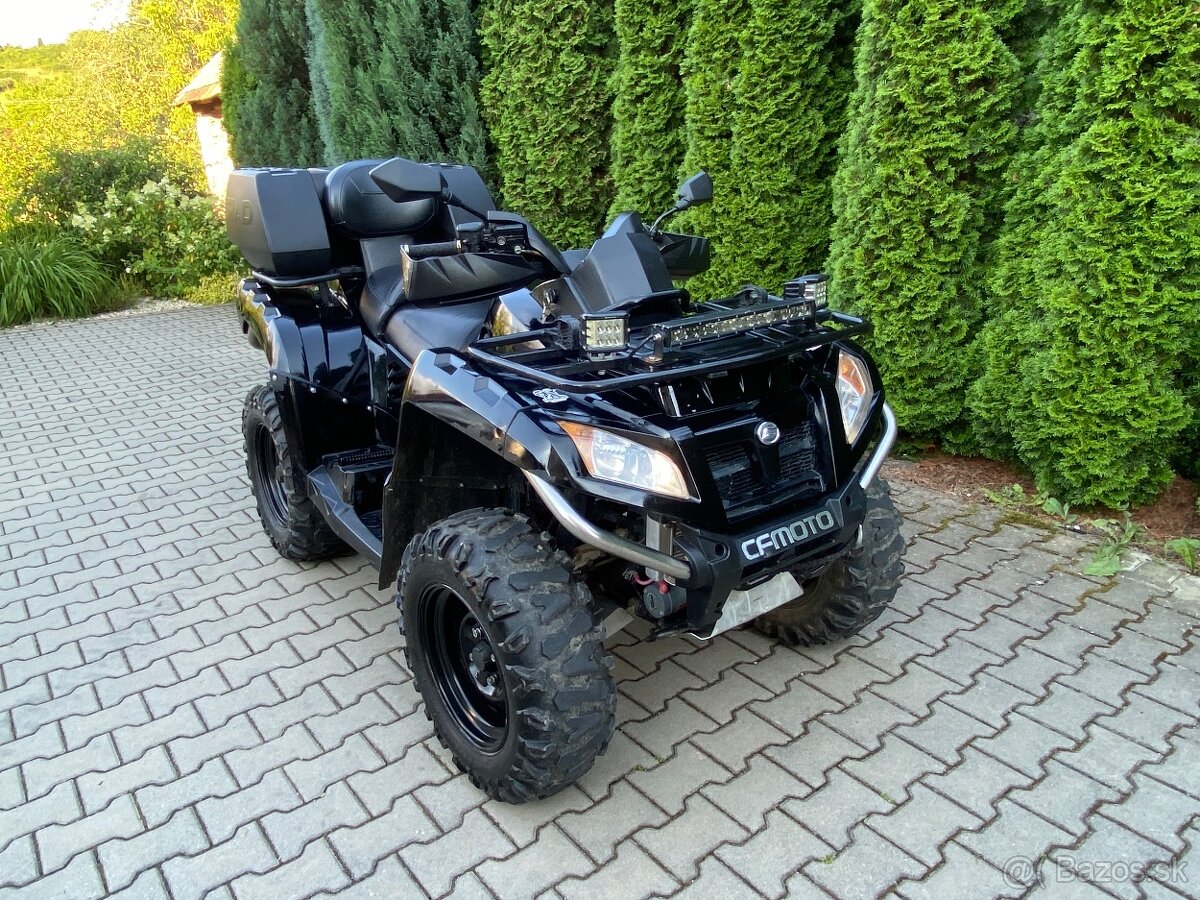 Cf moto x800 Gladiátor