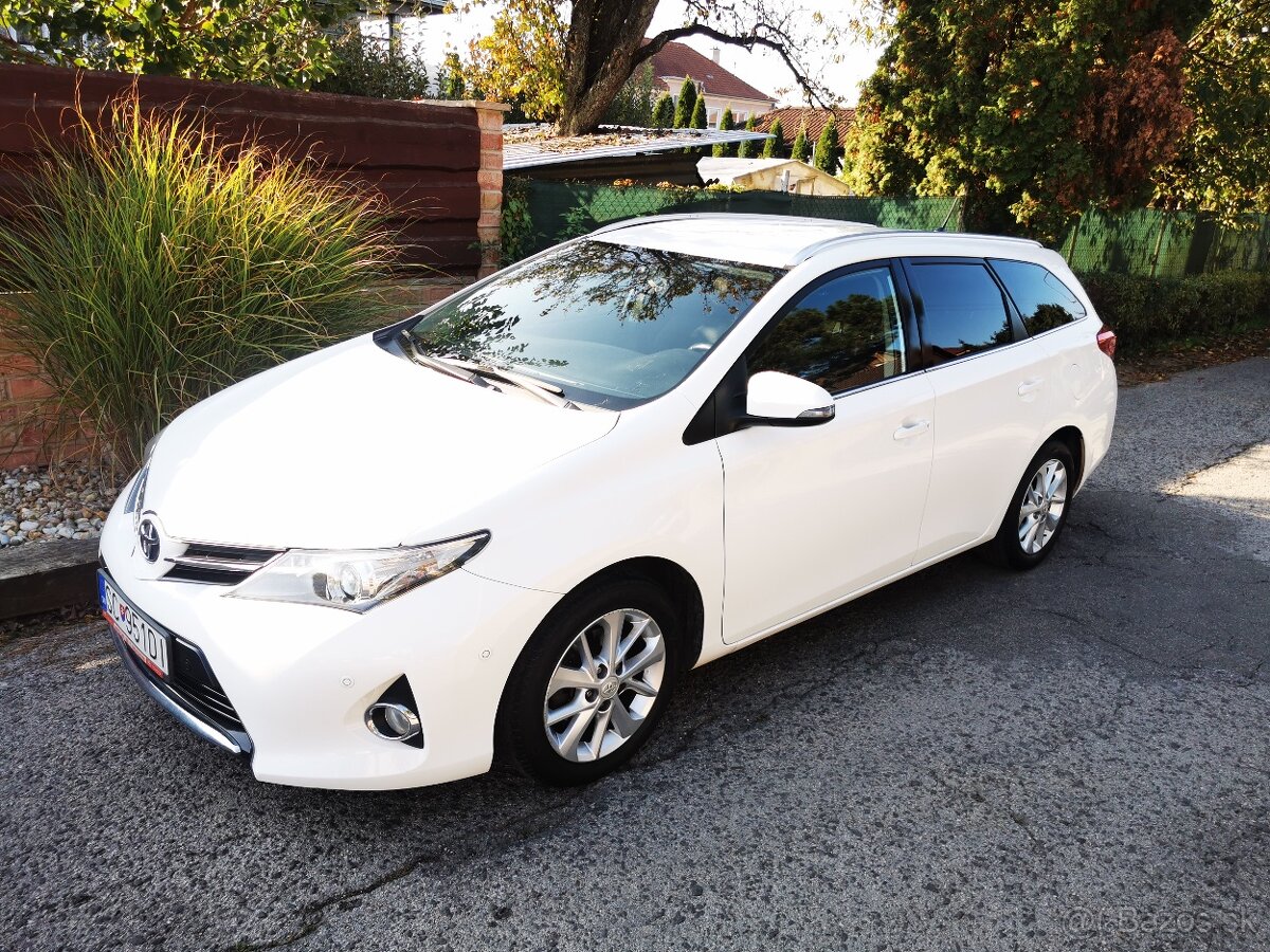 Toyota Auris Touring 1,6i