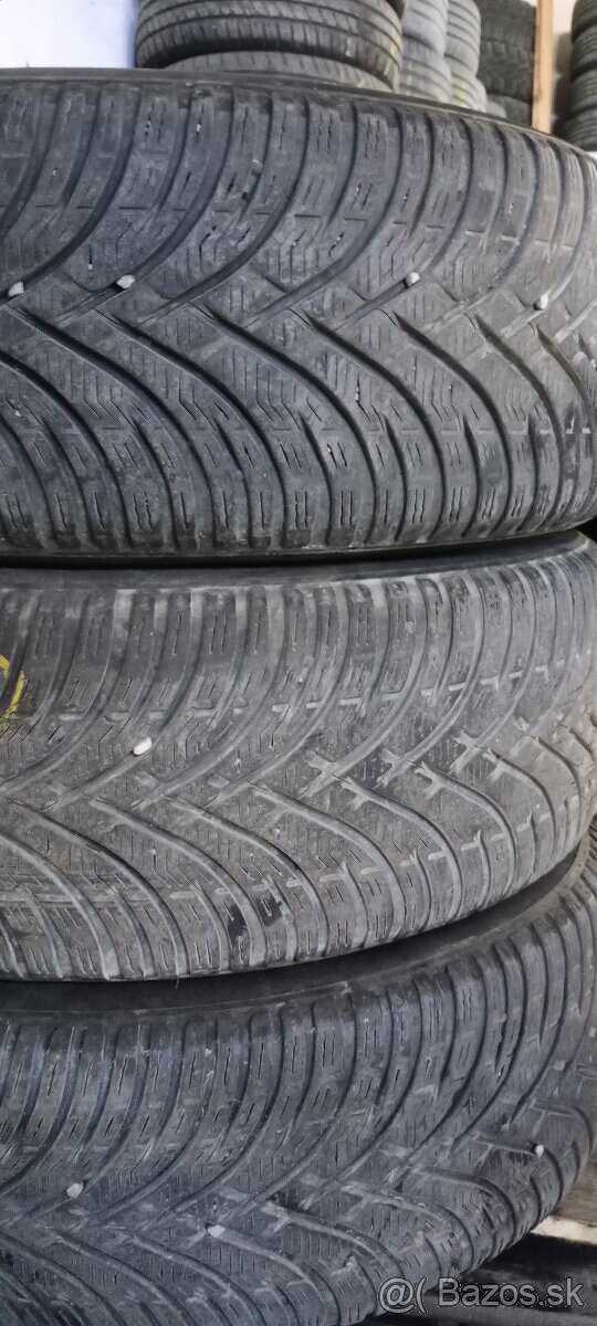 Ponúkam zimné pneu 215/60 R16 BF Goodruch