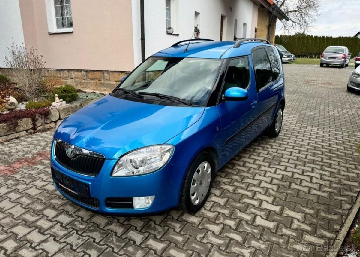 Škoda Roomster 1,6i/16V serviska Tažné 1 Maj benzín manuál