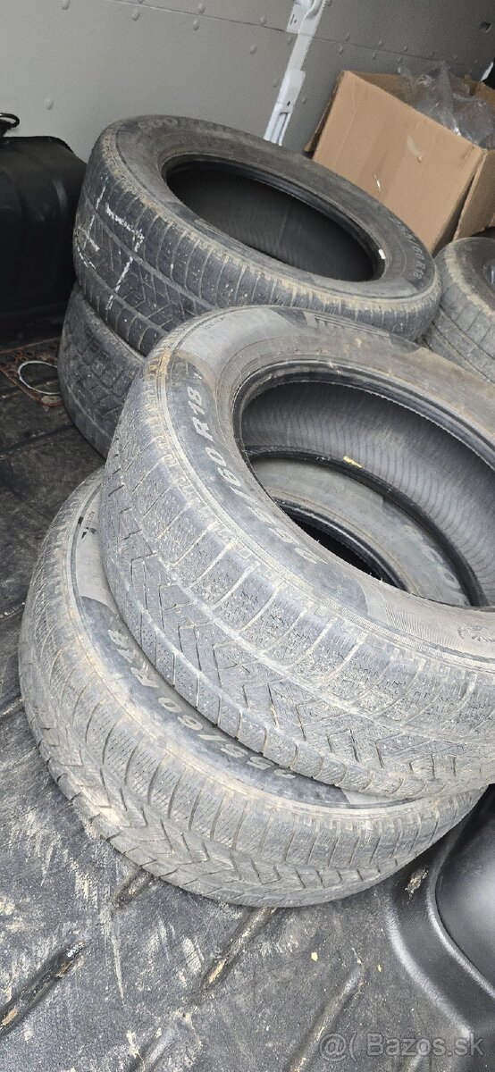 Zimne pirelli scorpion 255/60r18