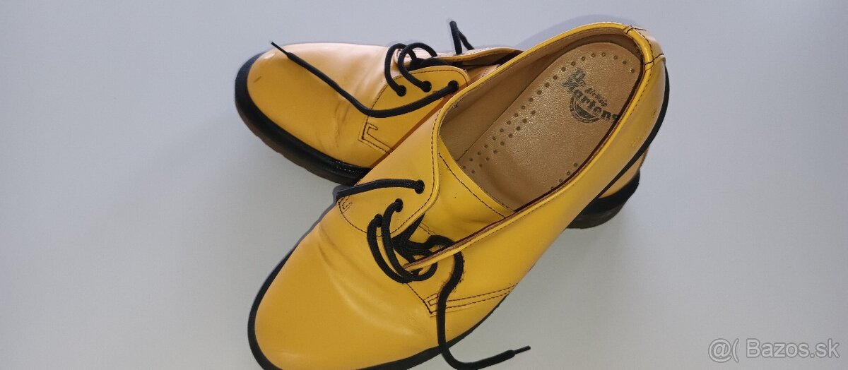 Dr Martens 42