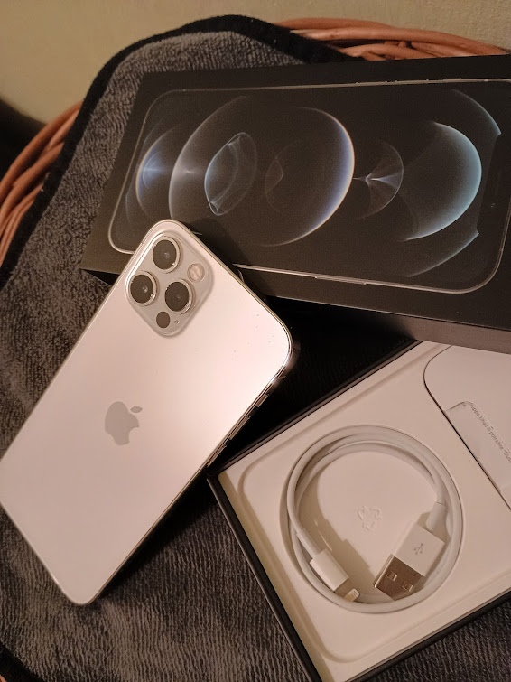 iPhone 12 Pro /128GB/ Silver