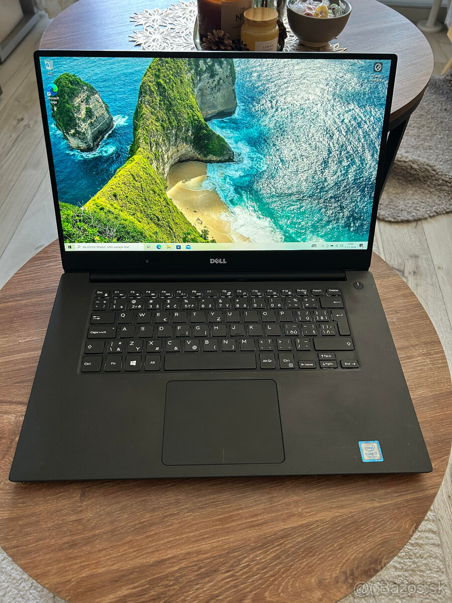 XPS 15-9560 (10.2017)