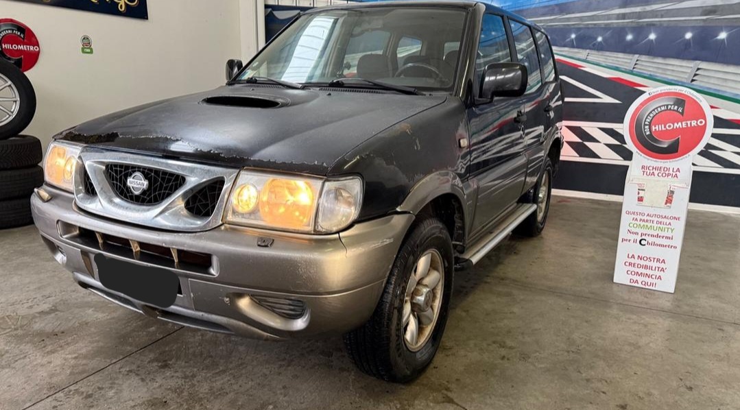 NISSAN TERRANO 2.7 TDI