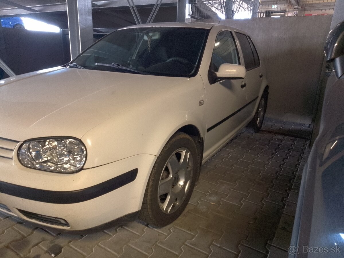 VW Golf 4 1.8 benzín +LPG