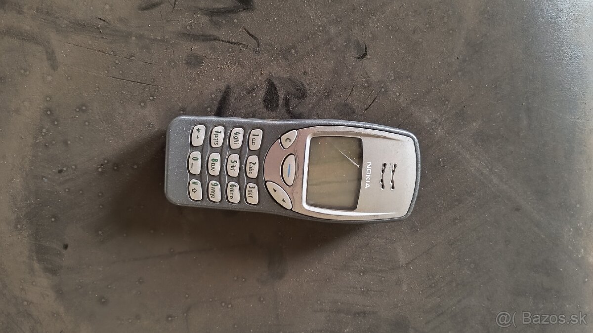 Predám 2ks Nokia 3210