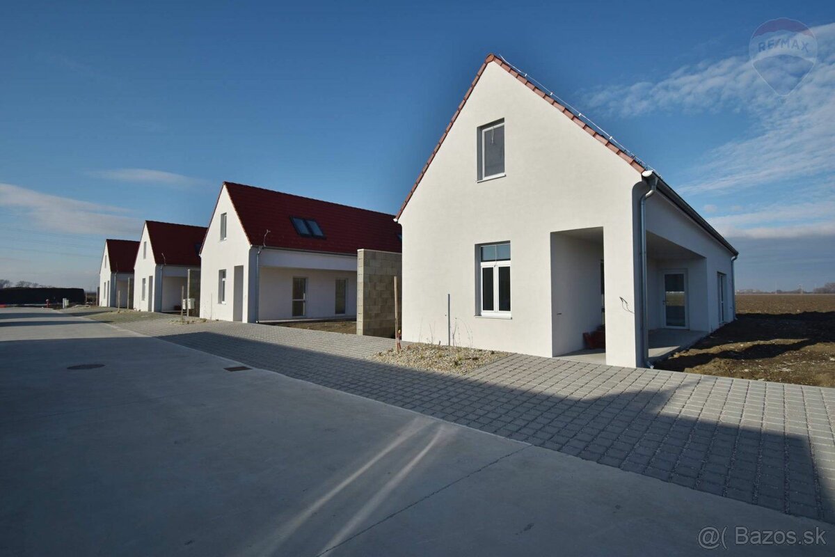 Na predaj 4 izbový rodinný dom 150 m2, pozemok 401 m2, Topoľ