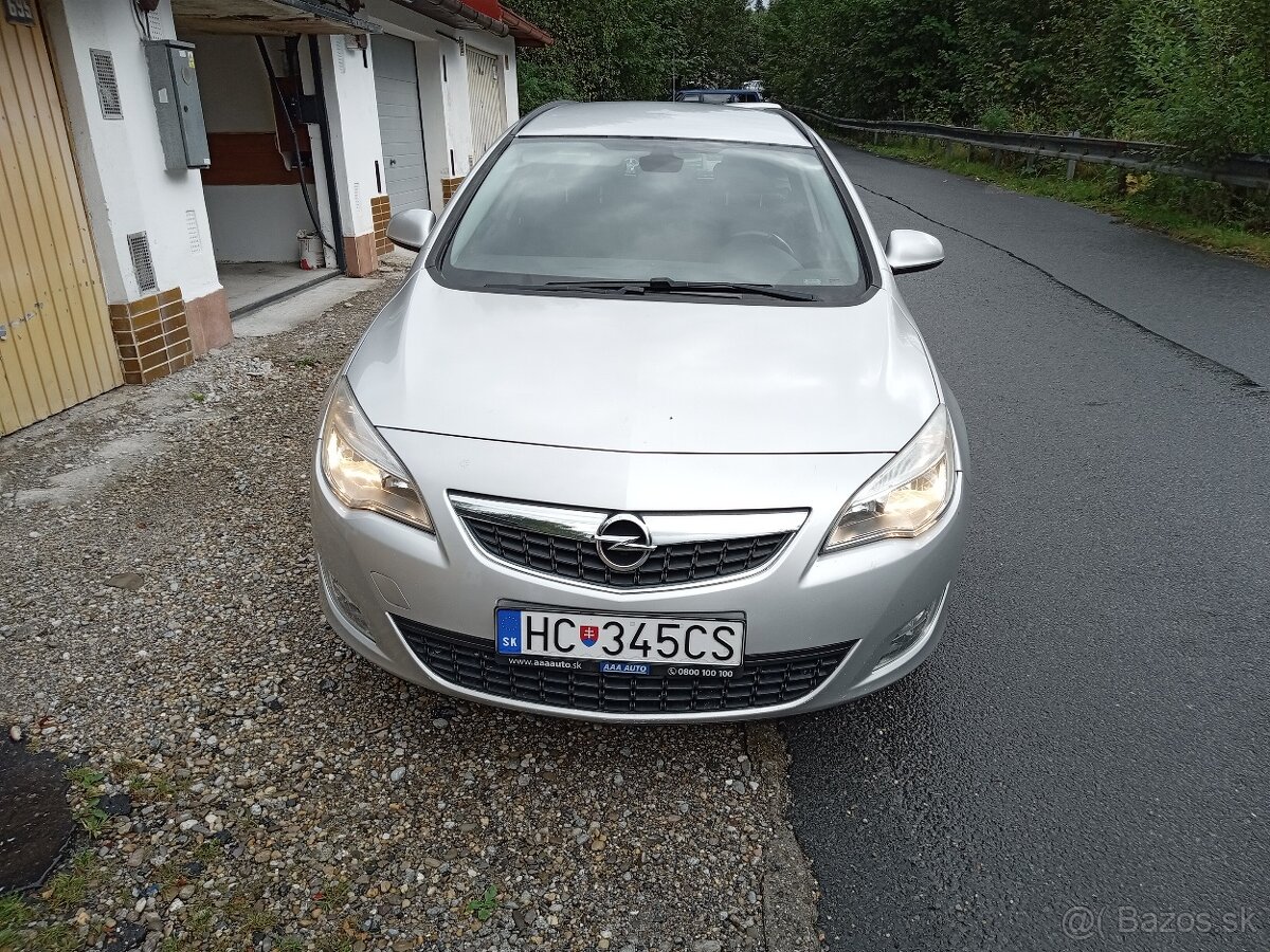 Opel Astra Sport Tourer 1.6