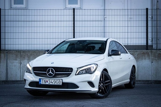 Mercedes-Benz CLA Kupé 200d 4matic A/T NIGHT /AJ NA SPLÁTKY/