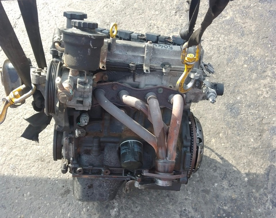 Motor Toyota Yaris 1,0i