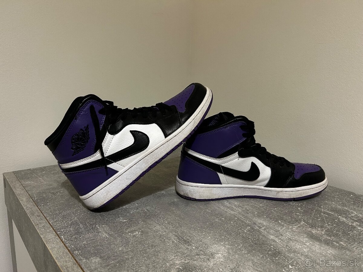 Nike Air Jordan 1 High purple