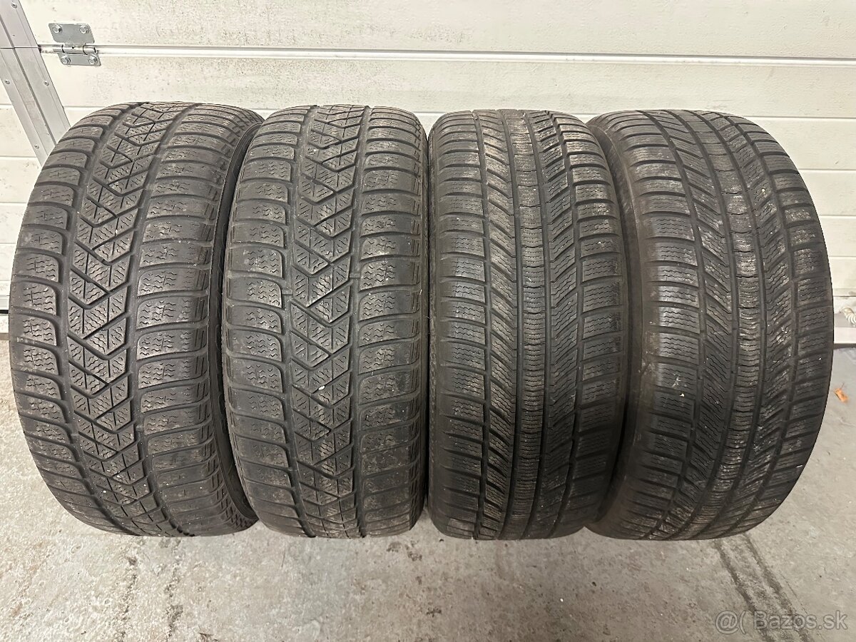 225/45R18 95V XL zimné