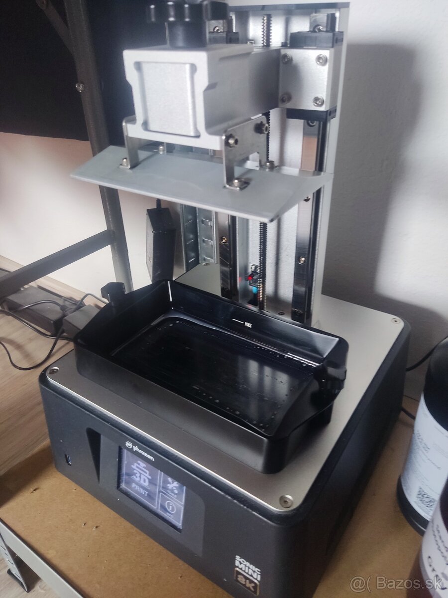 Predám málo používaný 3D tlačiareň Phrozen 8k mini