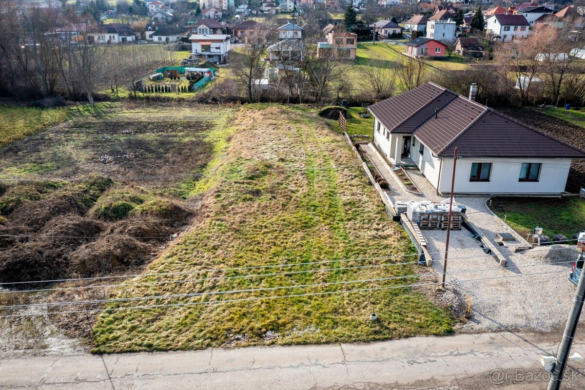 Na predaj slnečný stavebný pozemok Babindol