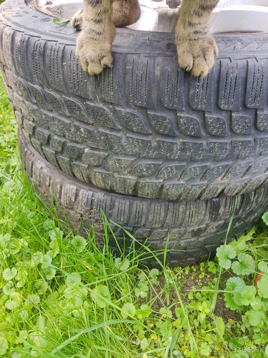 Predám elektróny na Volvo V40