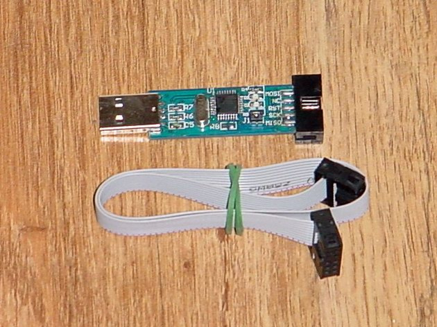 USB AVR programátor