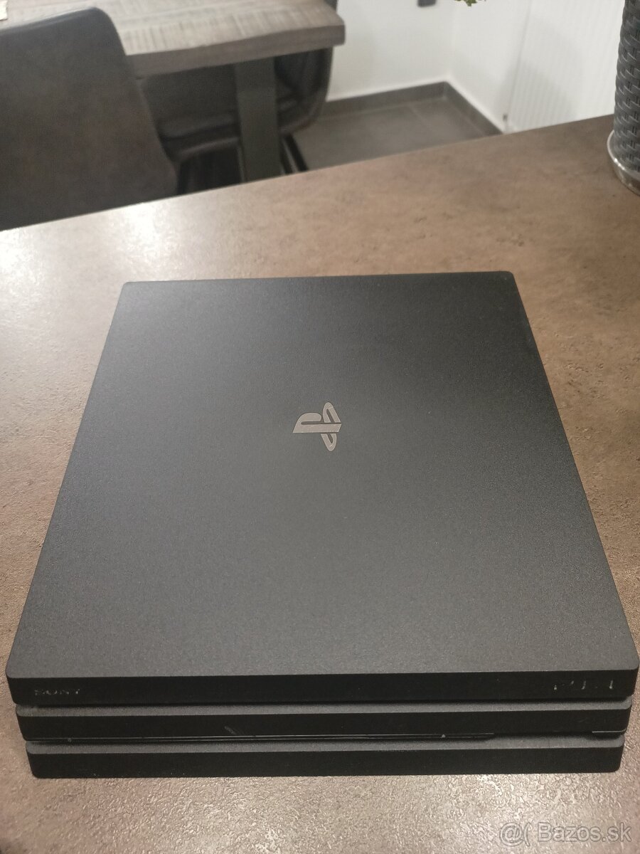 Playstation 4 Pro 1000 GB