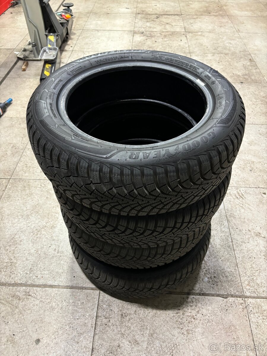 Predám zimné pneumatiky GOODYEAR 195/60 R16 93H DOT 2022