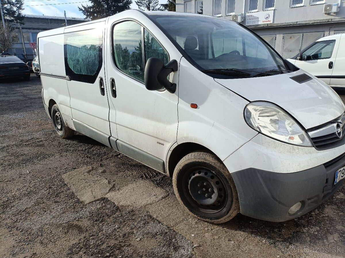 Rozpredam opel vivaro renault trafic 1,9 dci 2,0 dci 2,5 dci