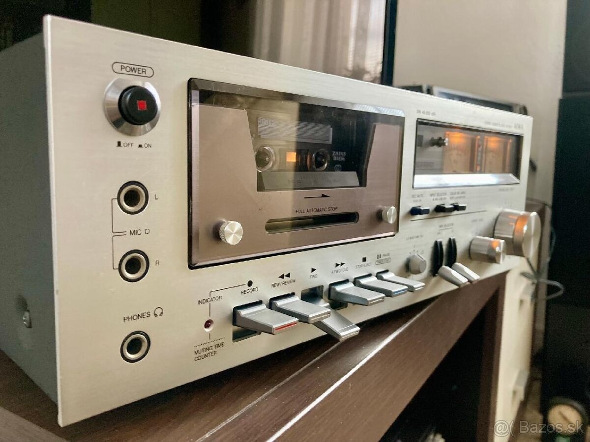 Aiwa tape deck