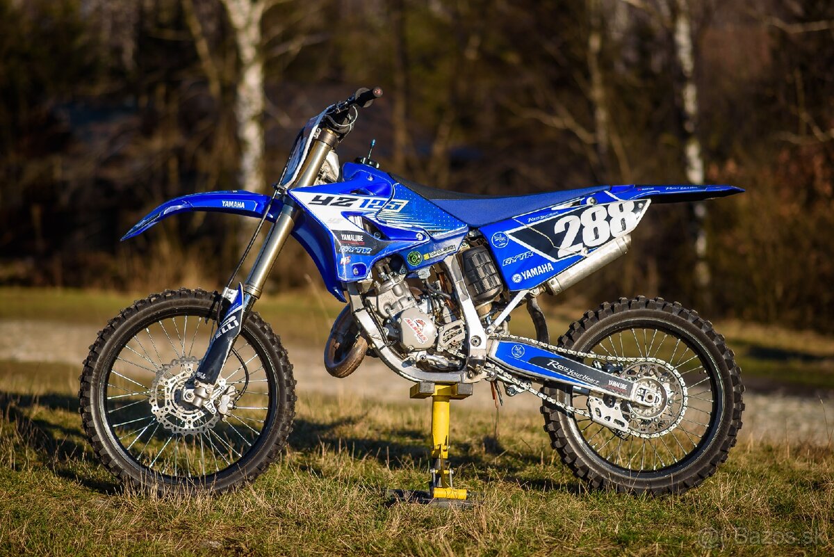 Yamaha YZ125  Cena pevná.