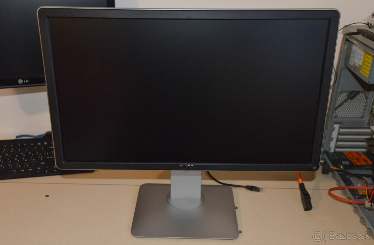 LCD monitor DELL 22" - 6 kusov