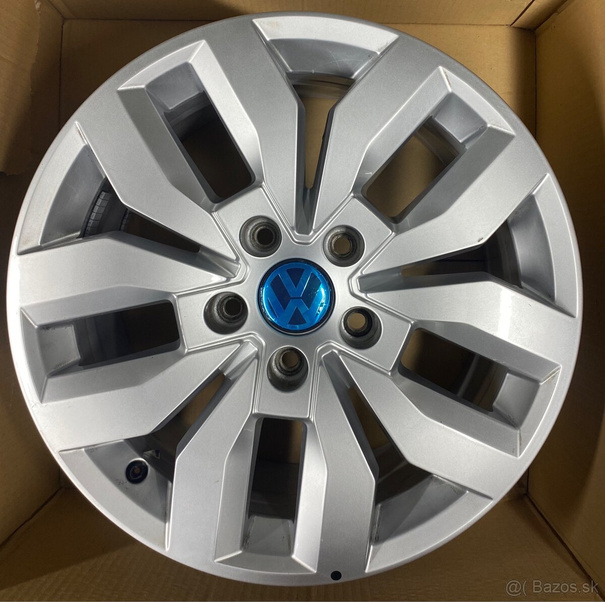 5x120 R17 8J ET49 Volkswagen Transporter T5 T6