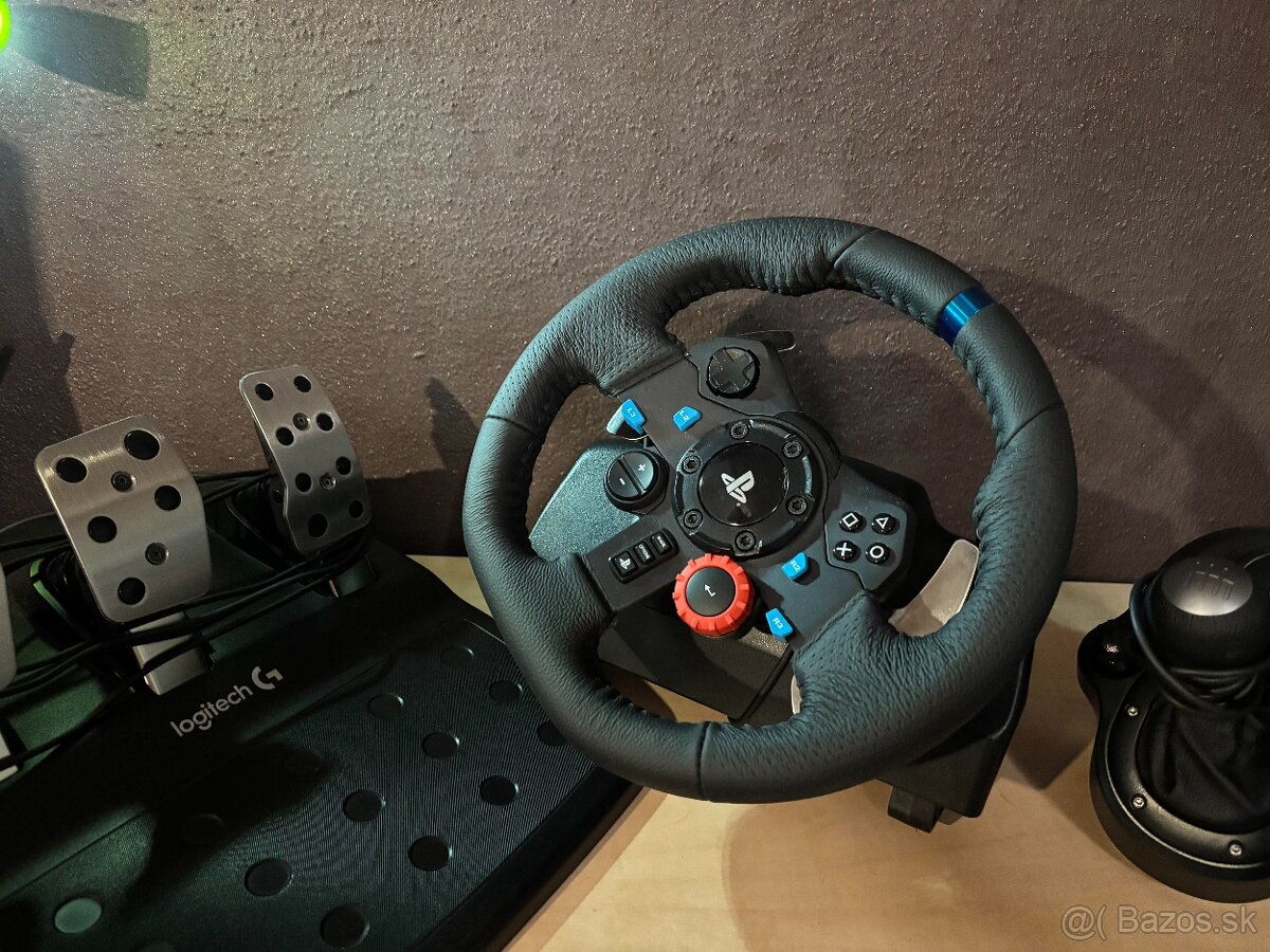 VOLANT LOGITECH G29 + SHIFTER - [TAKMER NEPOUŽÍVANÝ]